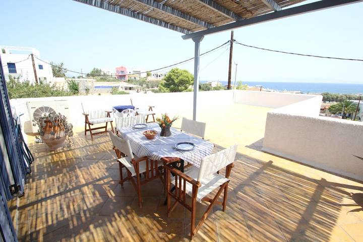 Gîte pour 2 personnes, avec vue sur l’océan et terrasse dans Égine - 4