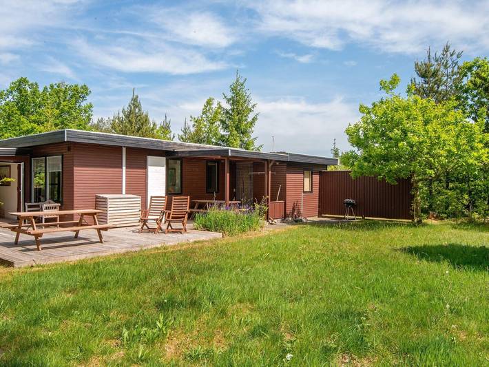 Ferienhaus für 4 Personen, mit Terrasse und Garten in Silkeborg