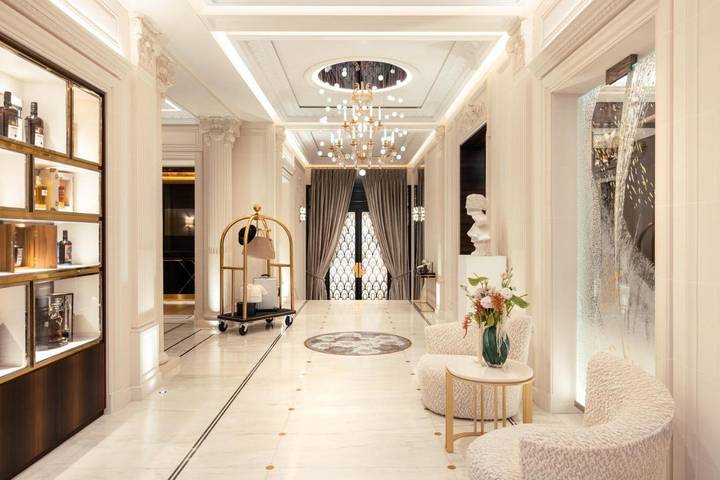 Hôtel pour 4 personnes, avec terrasse ainsi que sauna et piscine