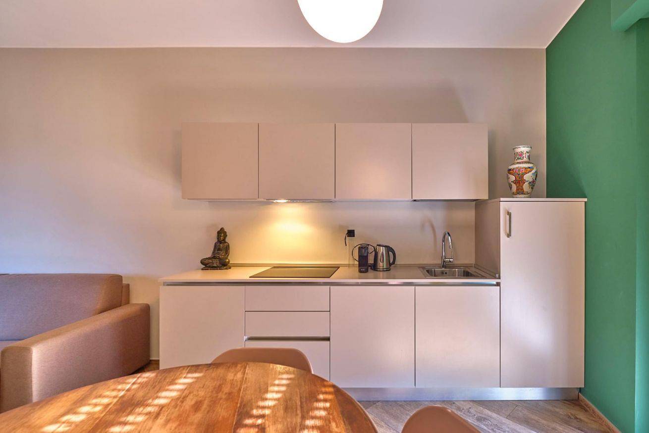 Entire apartment, Apartmentsgarda - Antiche Mura - D'Annunzio in Garda, Garda Mountains