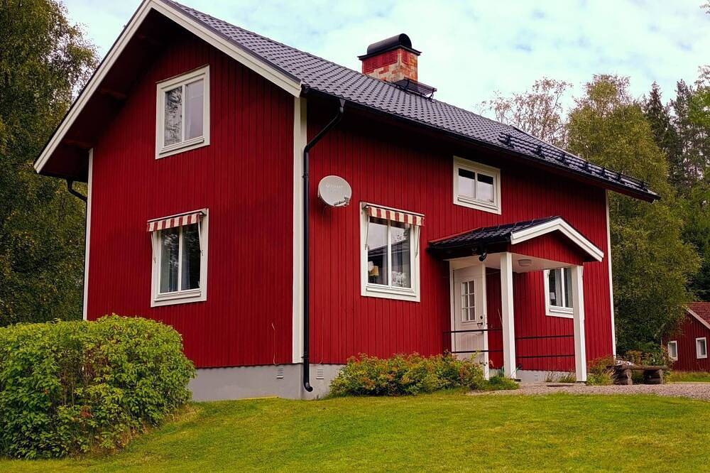Ferienhaus zwischen Seen & Skigebiet in Dalarna – Hus Fee in Ludvika, Dalarna
