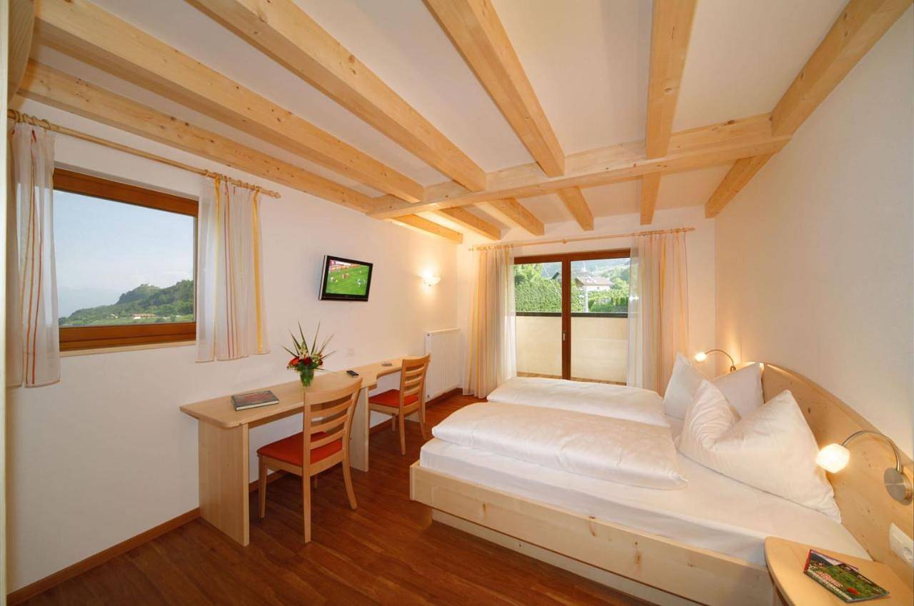 Double Room with Balcony in Völlan, Lana