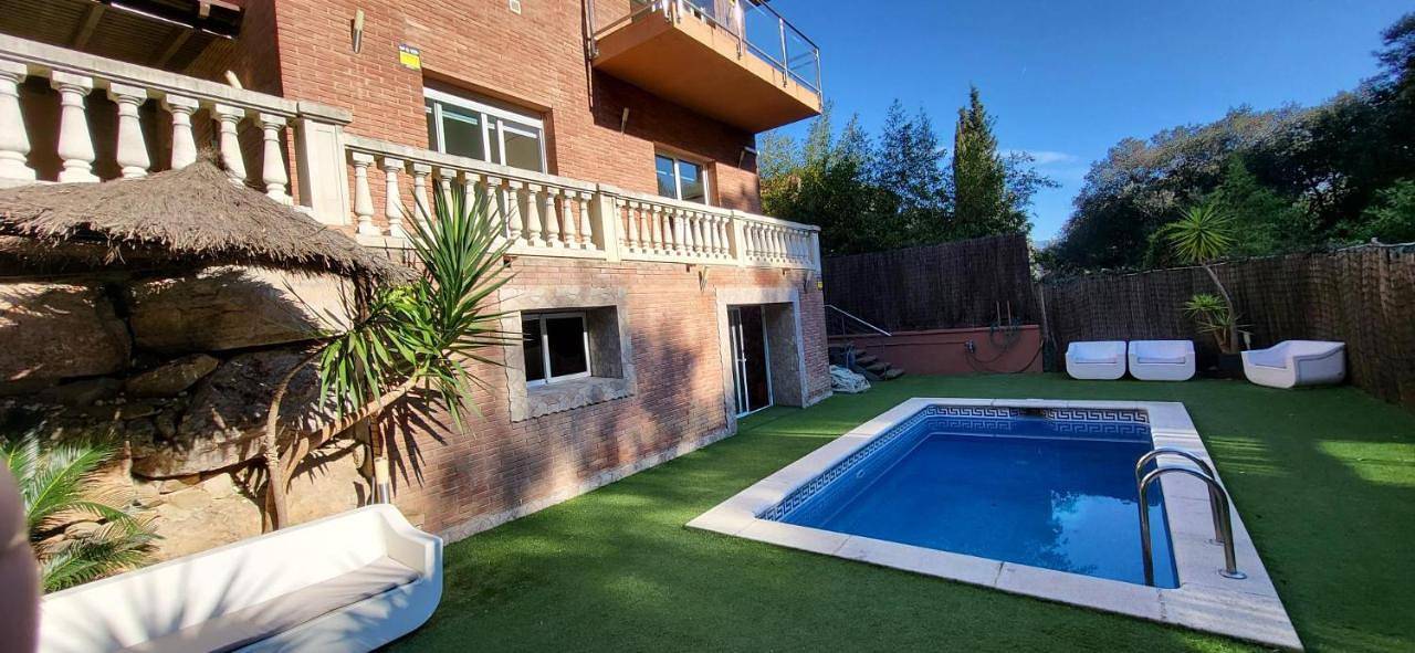 Five-Bedroom House in Alella, Costa del Maresme