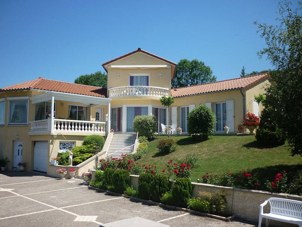 Chambres et table d'hôtes Les Jardins de Champfleury - Chambre Iris in Le Puy-en-Velay, Massif central