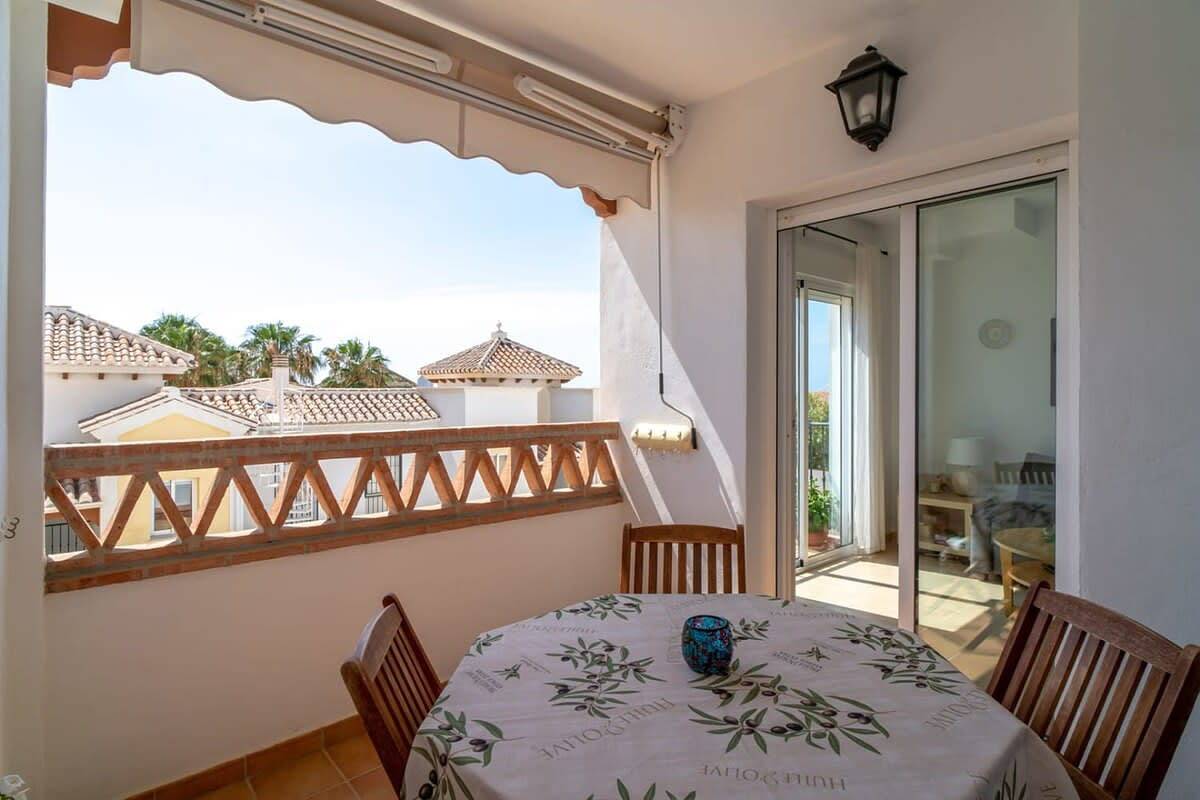 Entire apartment, Chimenea Apartamentos in Playa de Burriana, Nerja