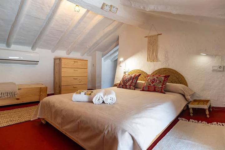 Stunning home in Algodonales with WiFi in Algodonales, White Villages