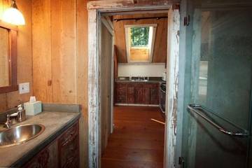 Loft for 2 Guests in Northern California, North Coast, Picture 2