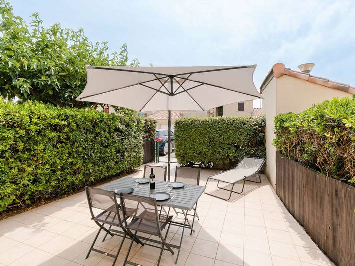 Villa pour 6 personnes, avec Terrasse ainsi que Jardin et Piscine à Narbonne