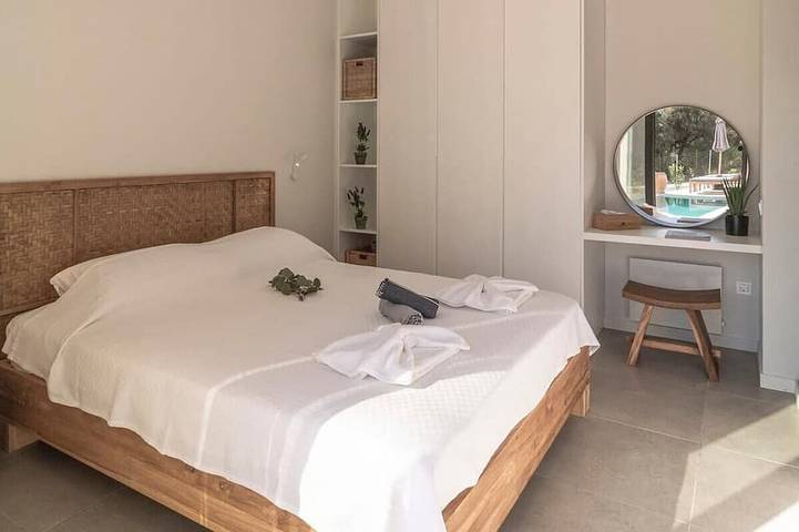 Villa Nysa 3 bed villa. Amazing sea views, private pool - option to heat in Palairos, Aitoloakarnania