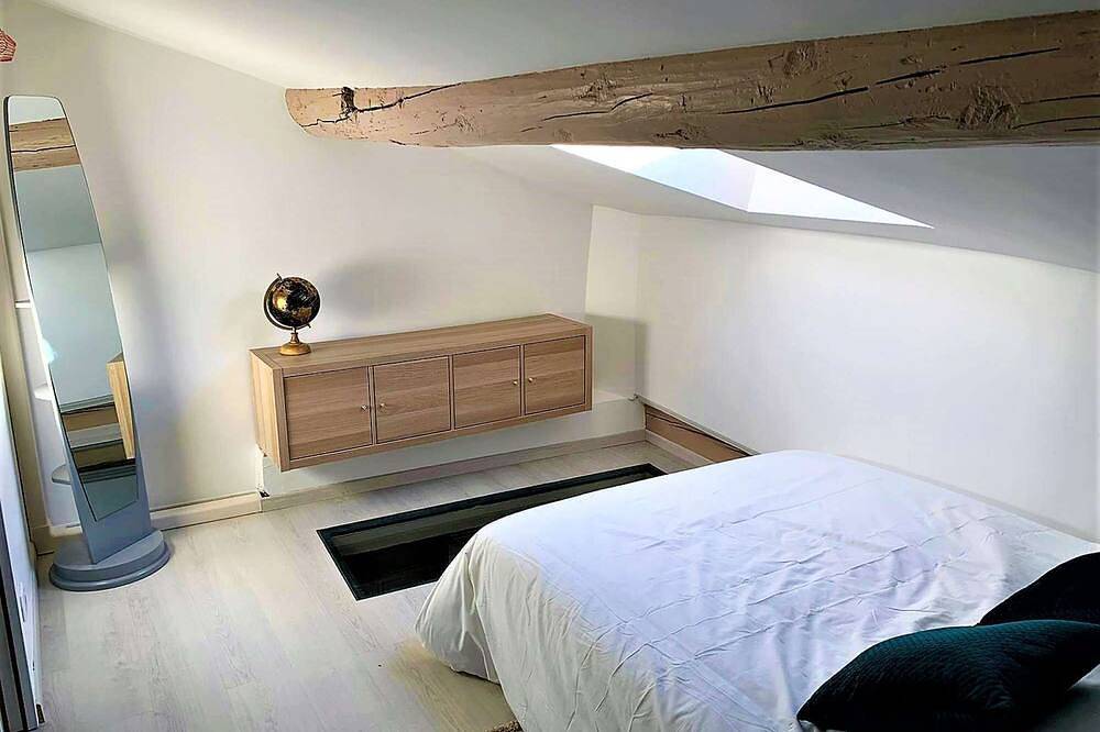 Apartamento entero, Duplex with rooftop - Aircon - Up to 4 people in Aix-en-Provence, Region de Aix-en-Provence