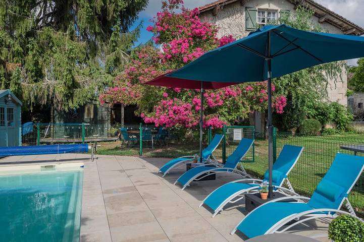 Location de vacances pour 6 personnes, avec Terrasse à Édon (Charente)