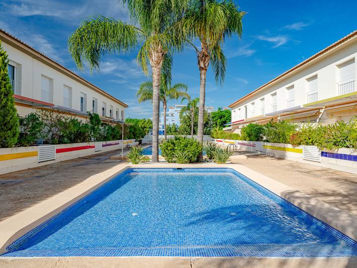 Apartamento de vacaciones para 5 personas, con terraza y piscina para niños - 1