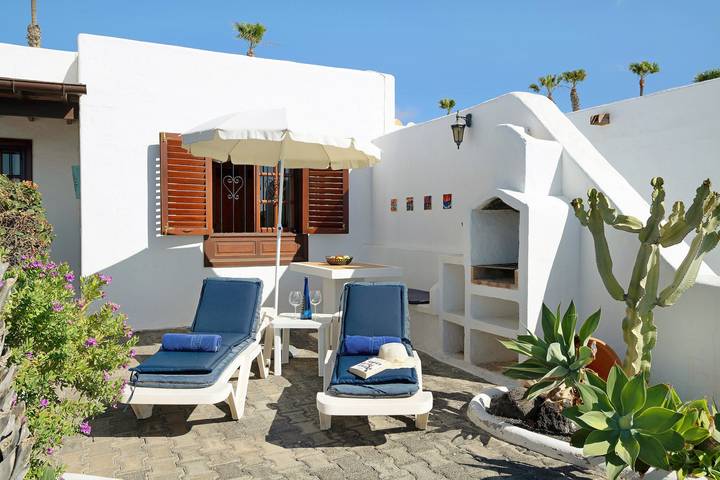 Ganze Wohnung, Ferienwohnung 'Puerto Chico N' mit Meerblick, Gemeinschaftsgarten und Wlan in Playa Blanca, Yaiza