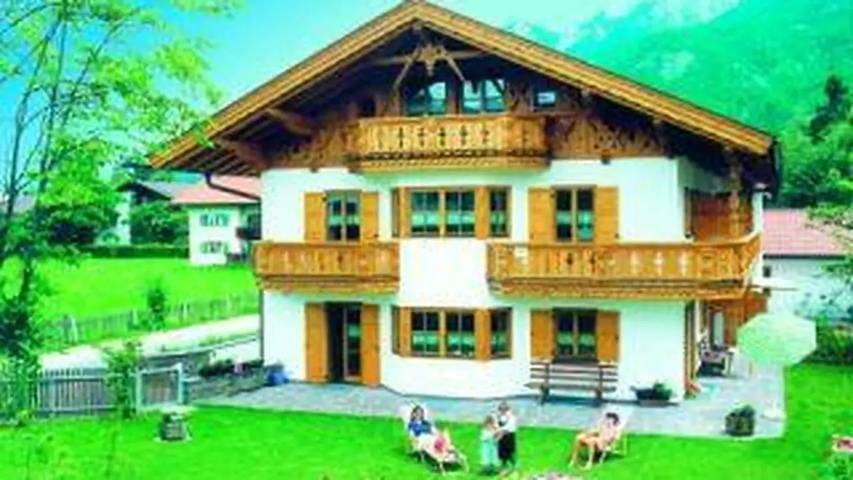 Ferienwohnung für 3 Personen, mit Balkon in Alpenwelt Karwendel