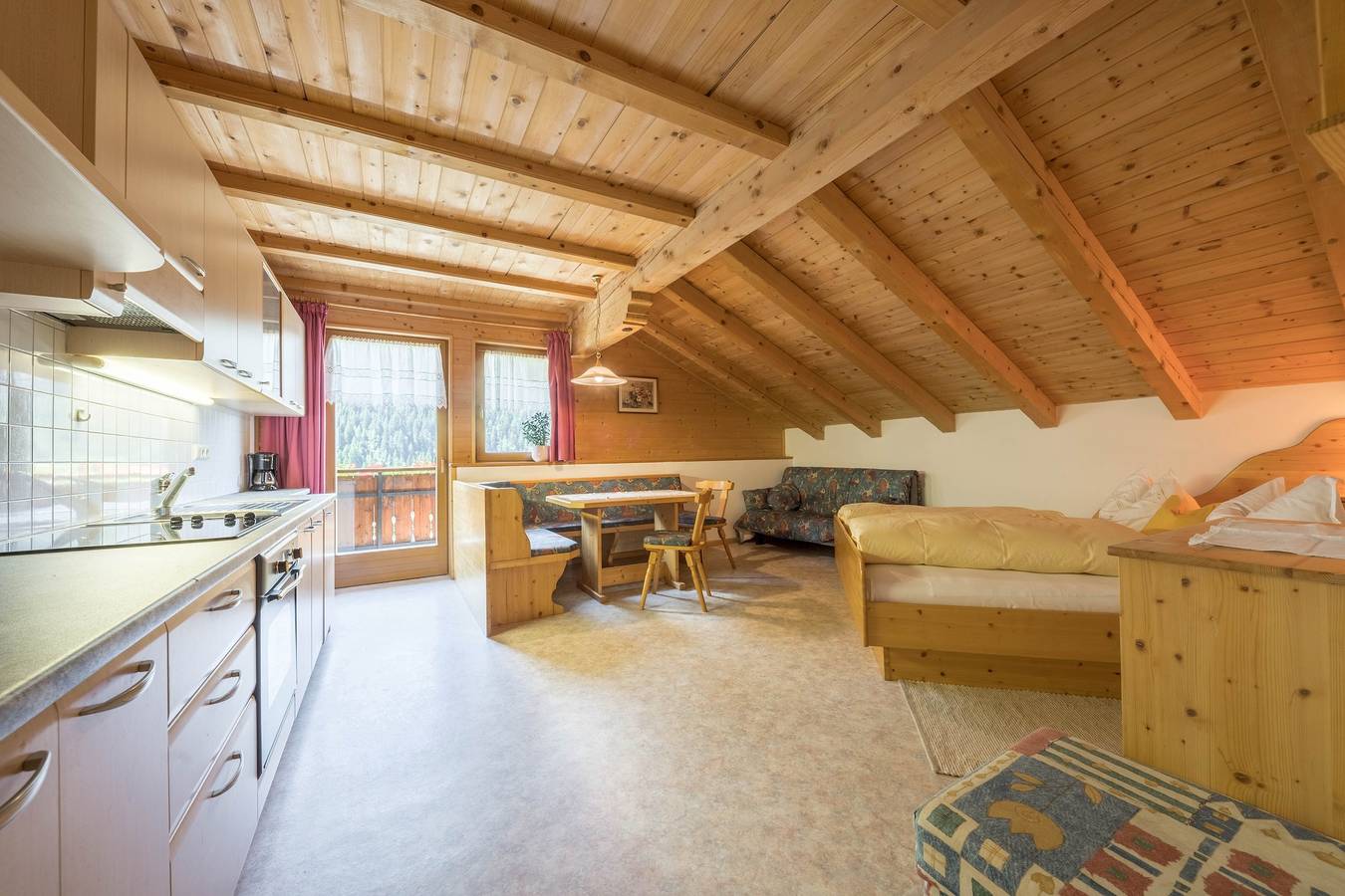 Ganze Wohnung, Gemütliche Ferienwohnung "Haus Hubertus - 6" mit Bergblick & Wlan in Walten, St. Leonhard in Passeier