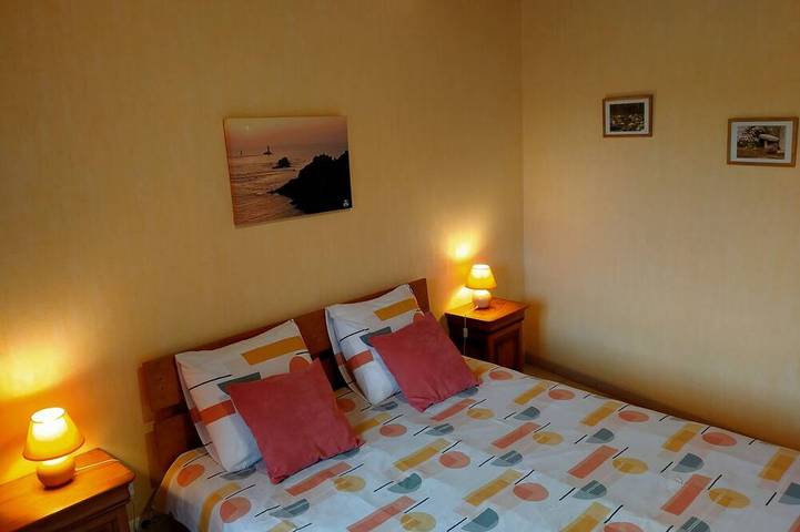 Gîte pour 4 personnes, avec jardin à Goulien - 3