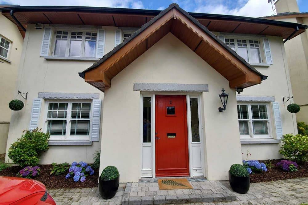 Holiday Rental for 10 People in County Wicklow