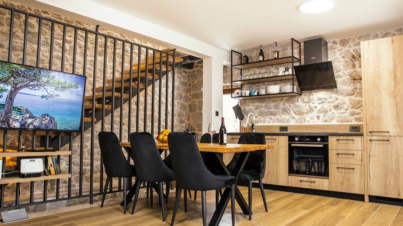 Villa Mila - Makarska by Villas Guide in Imotski, Makarska Riviera
