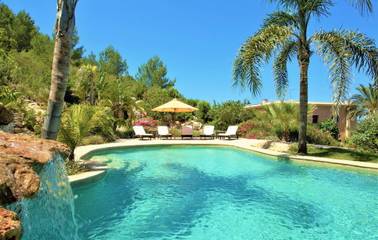 Villa in Santa Eulària des Riu, East Ibiza für 8 