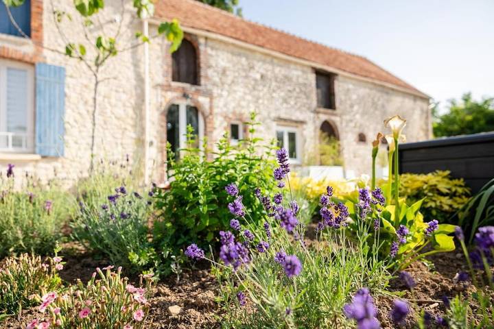 Gîte pour 6 personnes, avec Jacuzzi et Terrasse ainsi que Jardin et Vue dans Soisy-Bouy - 4