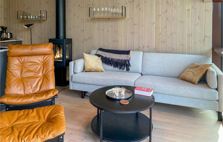 Ferienhaus für 4 Personen mit Terrasse in Sykkylven
