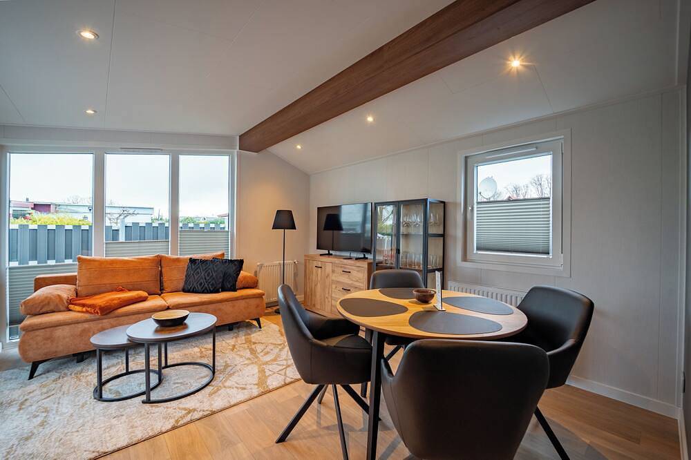 Chalet direkt am See - ruhig und modern in Versmold, Münsterland