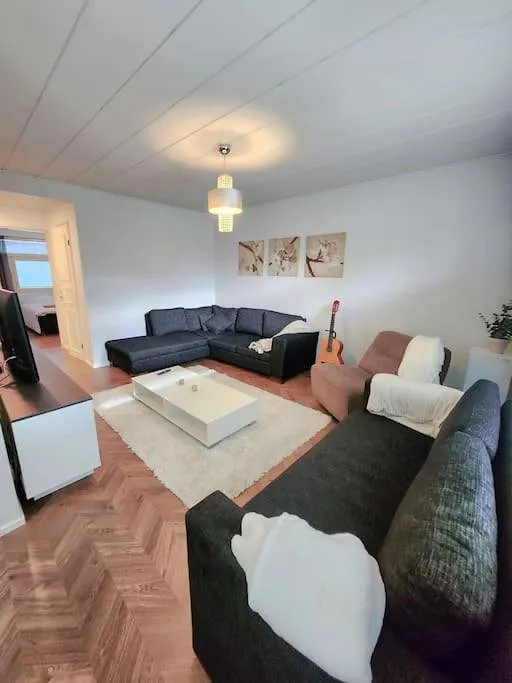 Ferienwohnung für 8 Personen, mit Garten und Sauna - 1