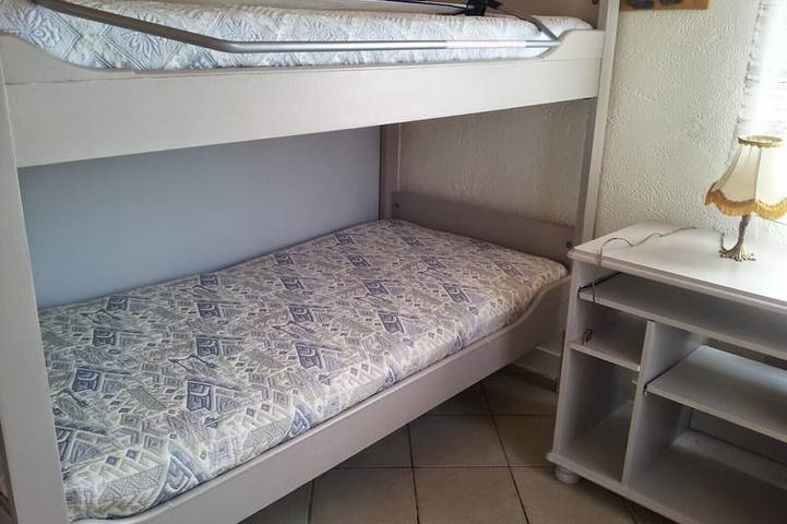 Location de vacances pour 10 personnes, avec terrasse et jardin à Corme-Écluse - 3