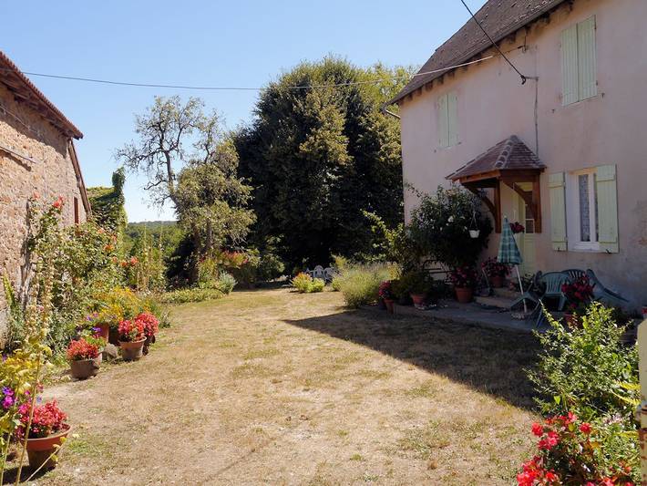 Gîte pour 6 personnes, avec jardin et terrasse dans Périgord Vert - 2