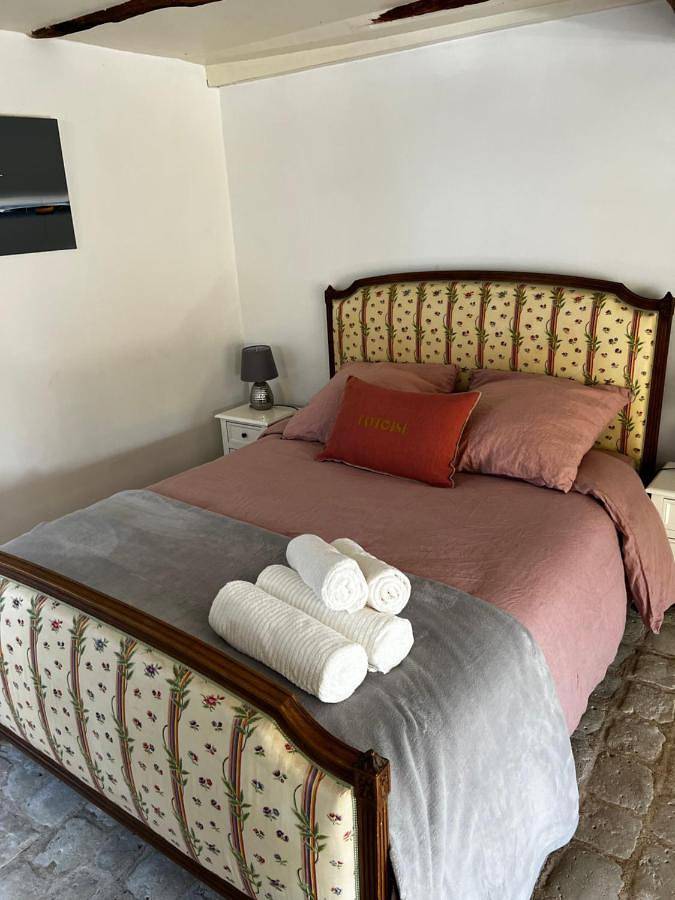 Chambre d’hôte pour 3 personnes, avec jardin et jacuzzi dans le Lot - 4