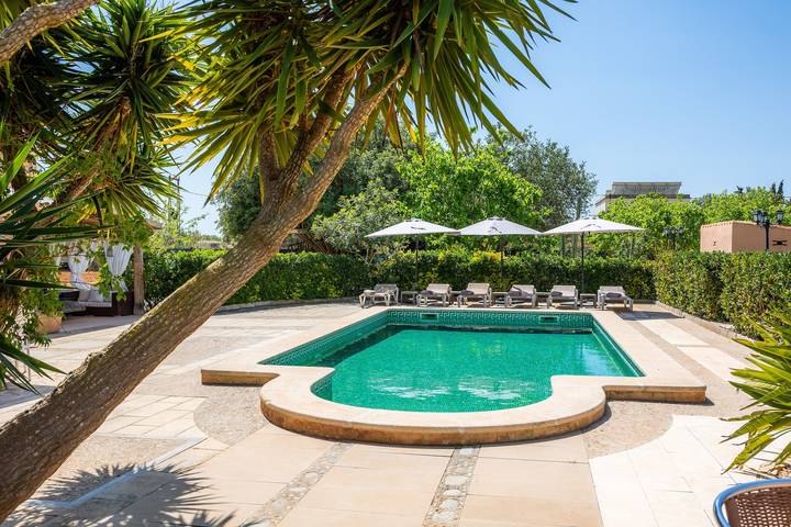 Finca mit Hund für 6 Personen, mit Garten, mit Haustier in Llucmajor