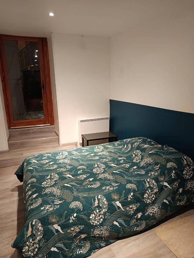 Gîte pour 2 personnes, avec Terrasse et Vue à Sigoulès - 4