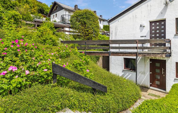 Ganze Ferienwohnung, Willingen Erdgeschosswohnung mit Parkplatz & Terrasse in Willingen, die Mittelgebirge