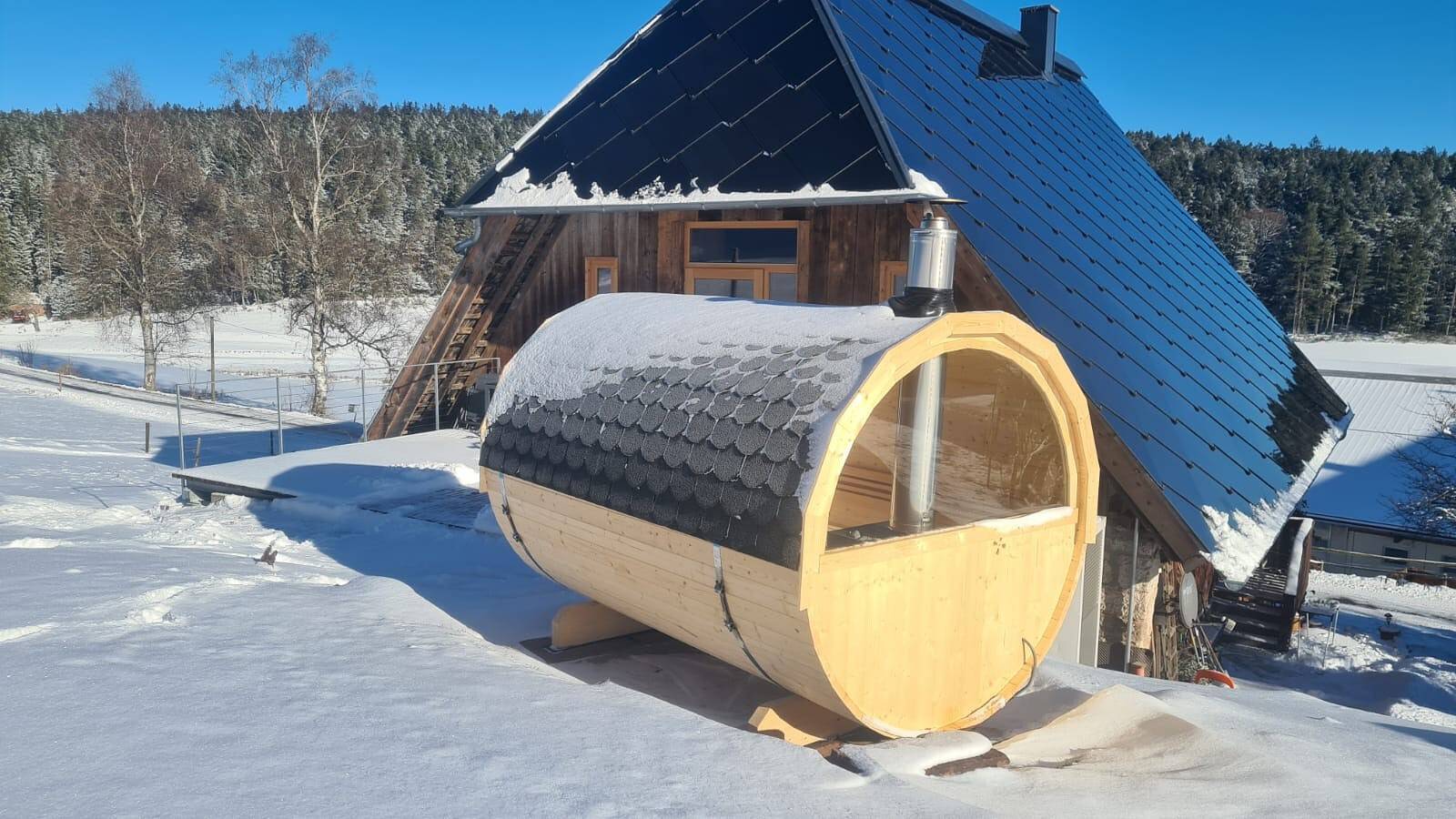 Ganze Wohnung, Ferienwohnung 'Hiesle' mit Privatterrasse, Balkon und Wi-Fi in St. Georgen, Mittlerer Schwarzwald
