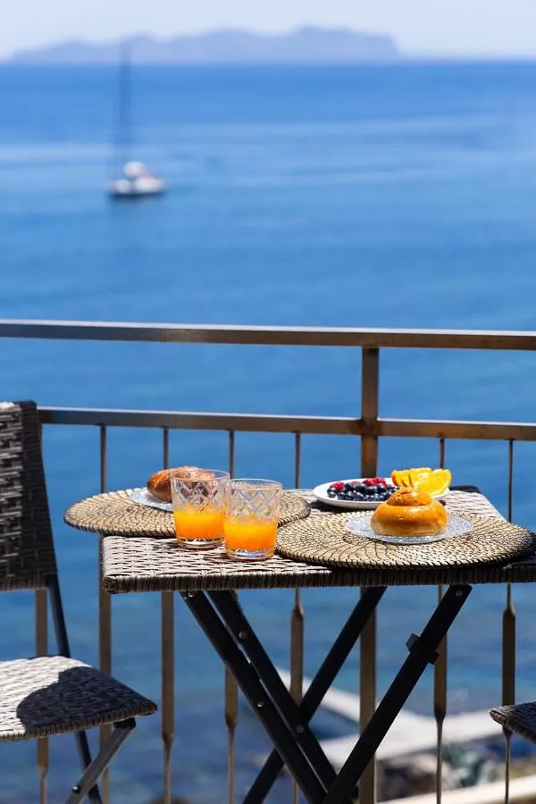 Guesthouse for 2 people, with garden and terrace as well as view - 1