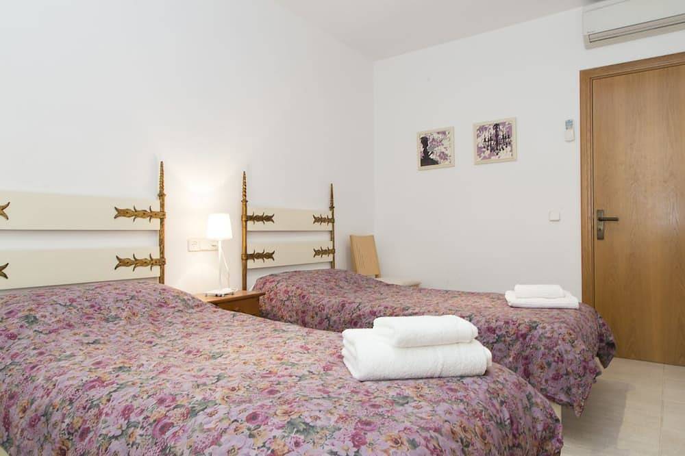 Apartamento entero, Precioso apartamento primera linea de mar in Puerto de Pollensa, Pollença