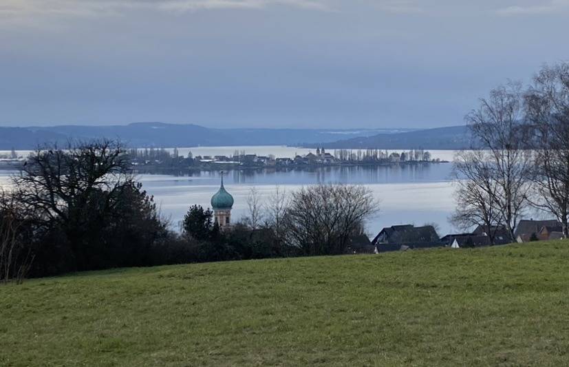 Ganze Ferienwohnung, Ferienhaus - Andrea Hagmüller - 2-Zimmer-Fewo, Eg + 1. Et. in Allensbach, Untersee