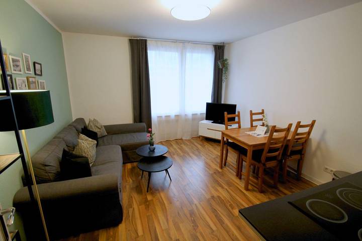 Ferienwohnung für 4 Personen, mit Balkon in Köln