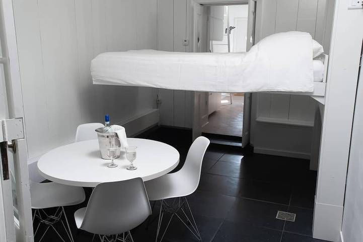 Ganze Wohnung, Wohnung im 17. Jahrhundert Denkmal in der Nähe von Amsterdam in Monnickendam, Markermeer