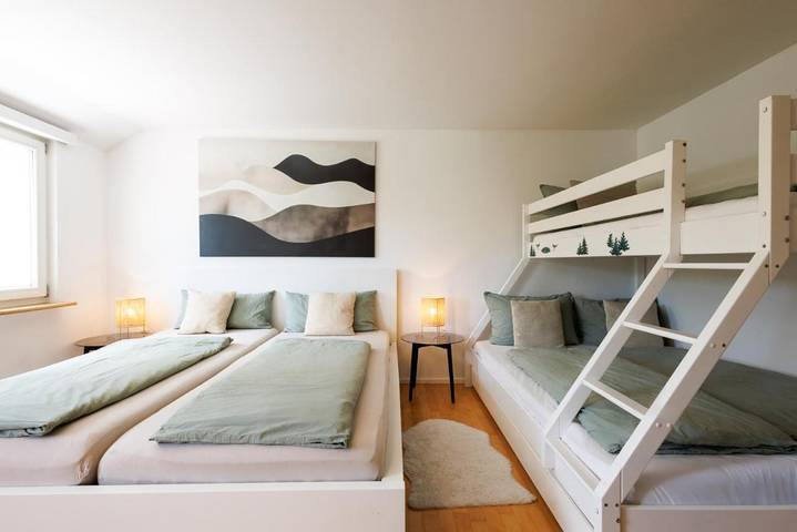 Ferienwohnung für 5 Personen, mit Terrasse und Garten sowie Ausblick in Häusern - 2