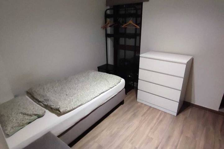 Ganze Wohnung, Perfect 2-bedroom apartment in serene Sint-Niklaas neighborhood in Sint-Niklaas, Ostflandern