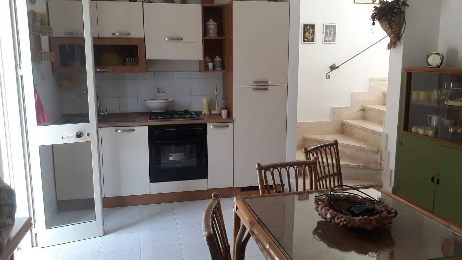 Appartamento intero, Appartamento 'Villetta Sea Sun' con piscina condivisa, terrazza privata e aria condizionata in Porto Cesareo, Golfo di Taranto