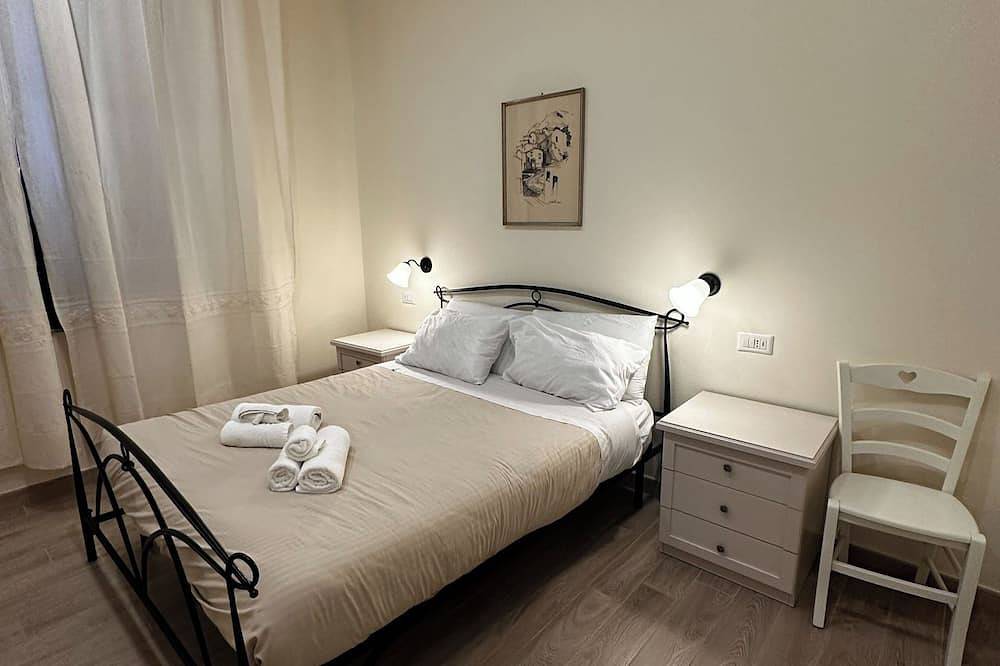 Ganze Wohnung, Doppelzimmer mit eigenem Bad in Terralba (Oristano) - Mirto in Terralba, Campidano