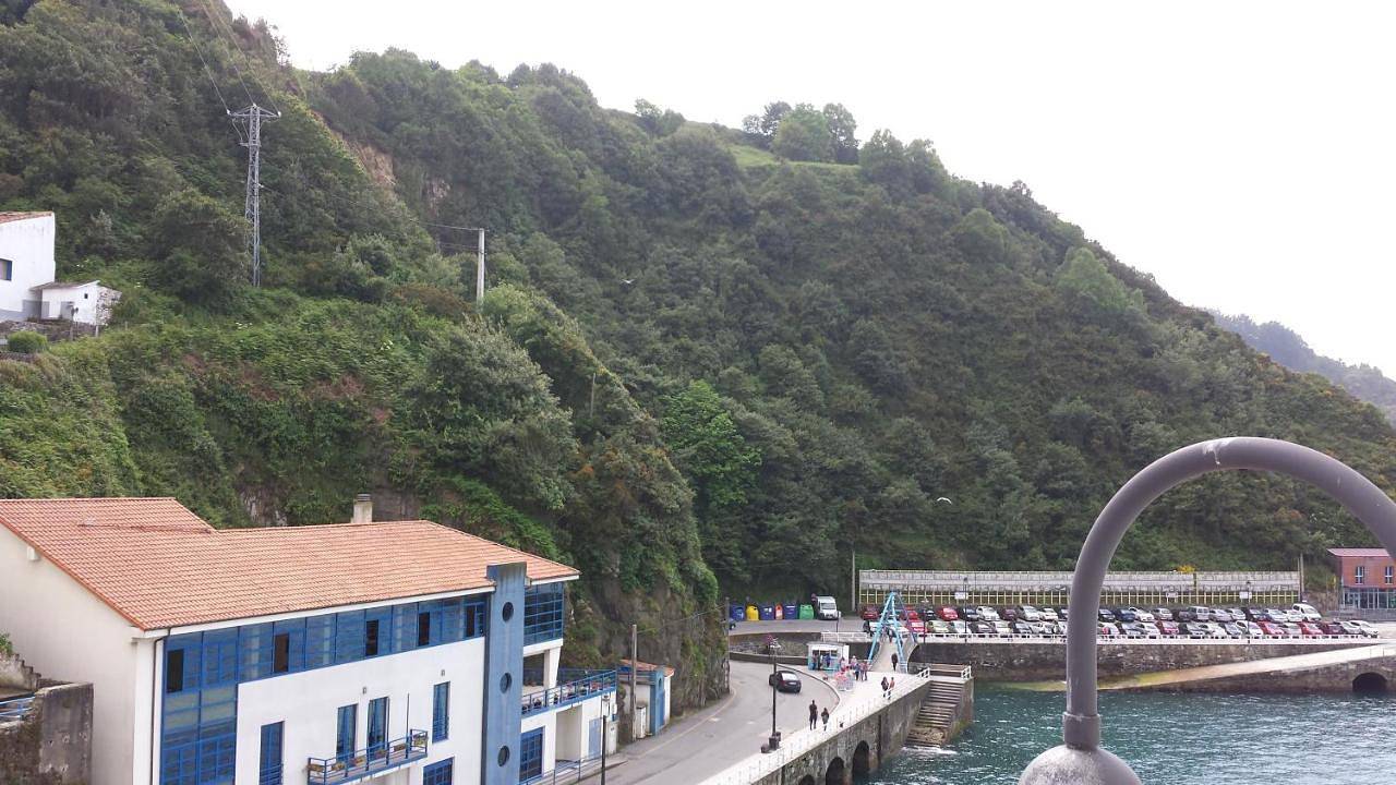Casina del Puerto in Cudillero, Costa Verde (Spanien)