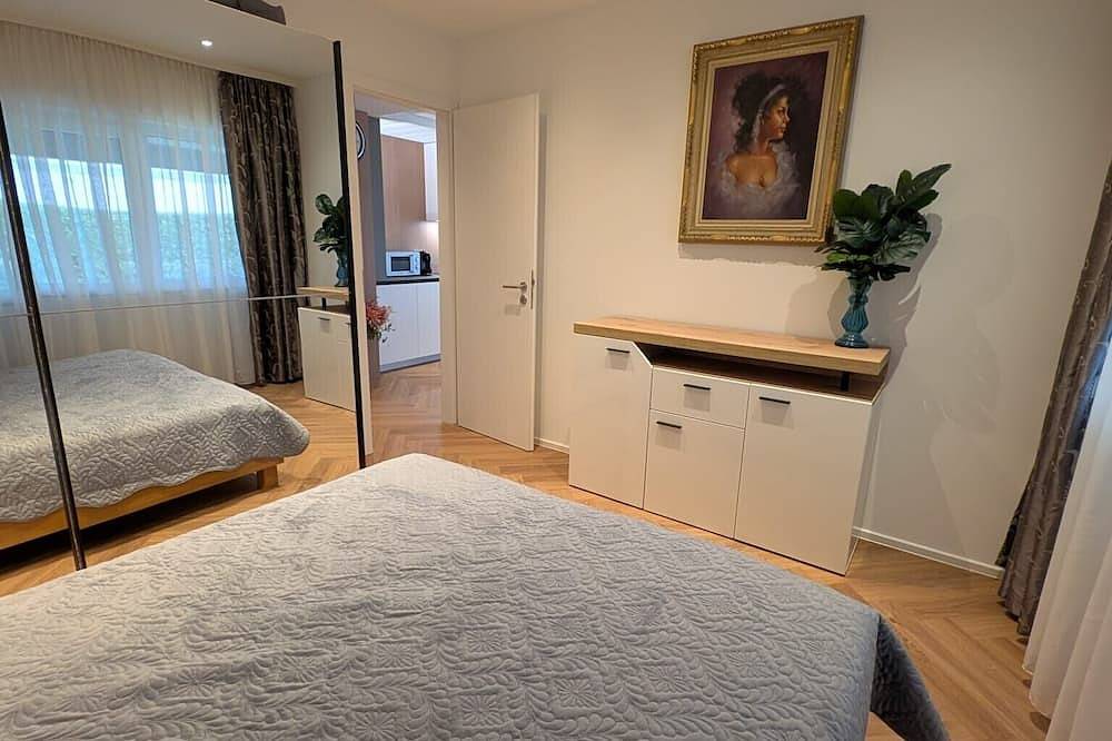 Ganze Wohnung, Apartment „Reichenau“ mit privater Terrasse, Garten und Wlan in Reichenau, Untersee