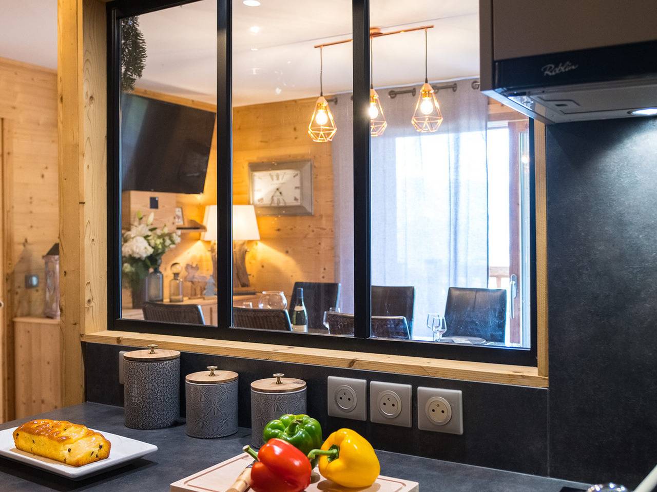 Ganze Wohnung, Exklusives Apartment an der Piste mit privatem Parkplatz in La Toussuire, Fontcouverte-la-Toussuire