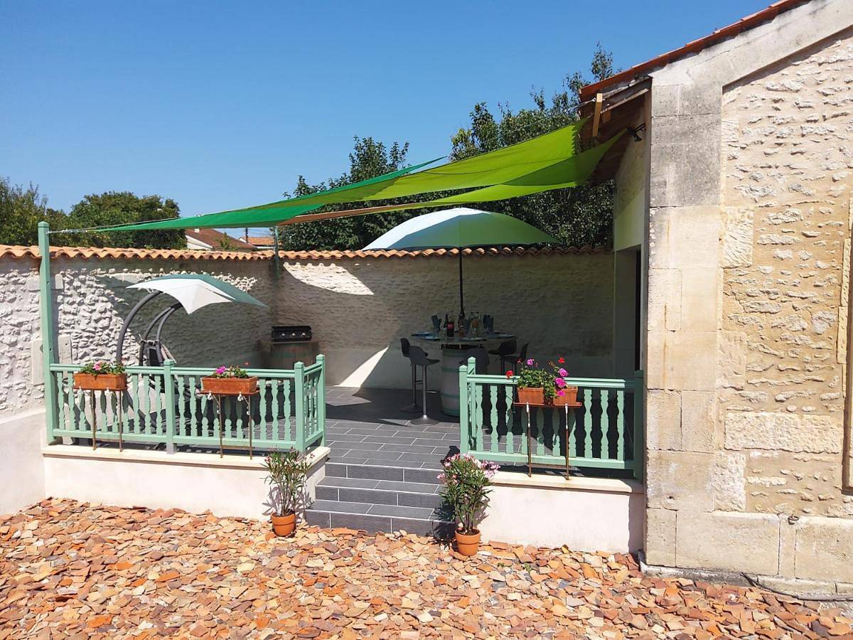 Three-Bedroom House in Cognac, Charente