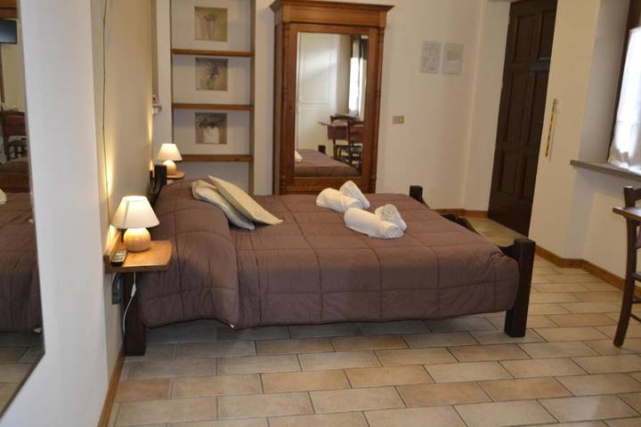 Chambre d’hôte pour 2 personnes, avec balcon à Verceil