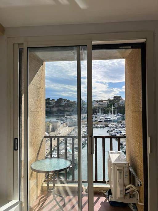 Gîte pour 4 personnes, avec terrasse et vue dans Port De Carry - 4