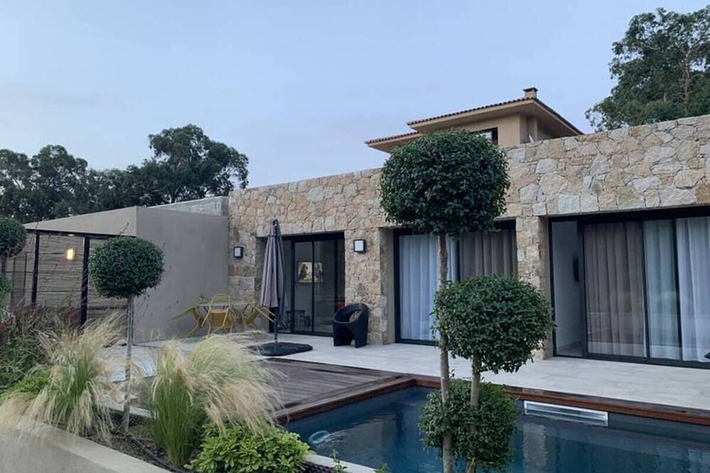 Chambre D’hôte pour 5 Personnes dans Moncale, Région de Calvi